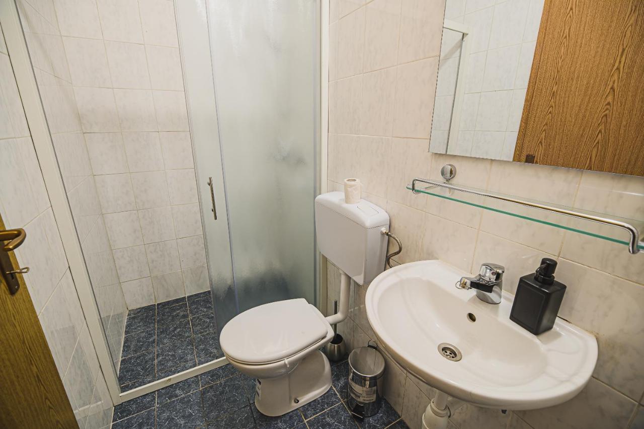 Mojcin Pisker Apartment House Kranj Exterior photo